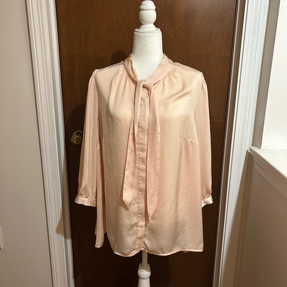 Pink Bowtie Blouse - Picture 2 of 4